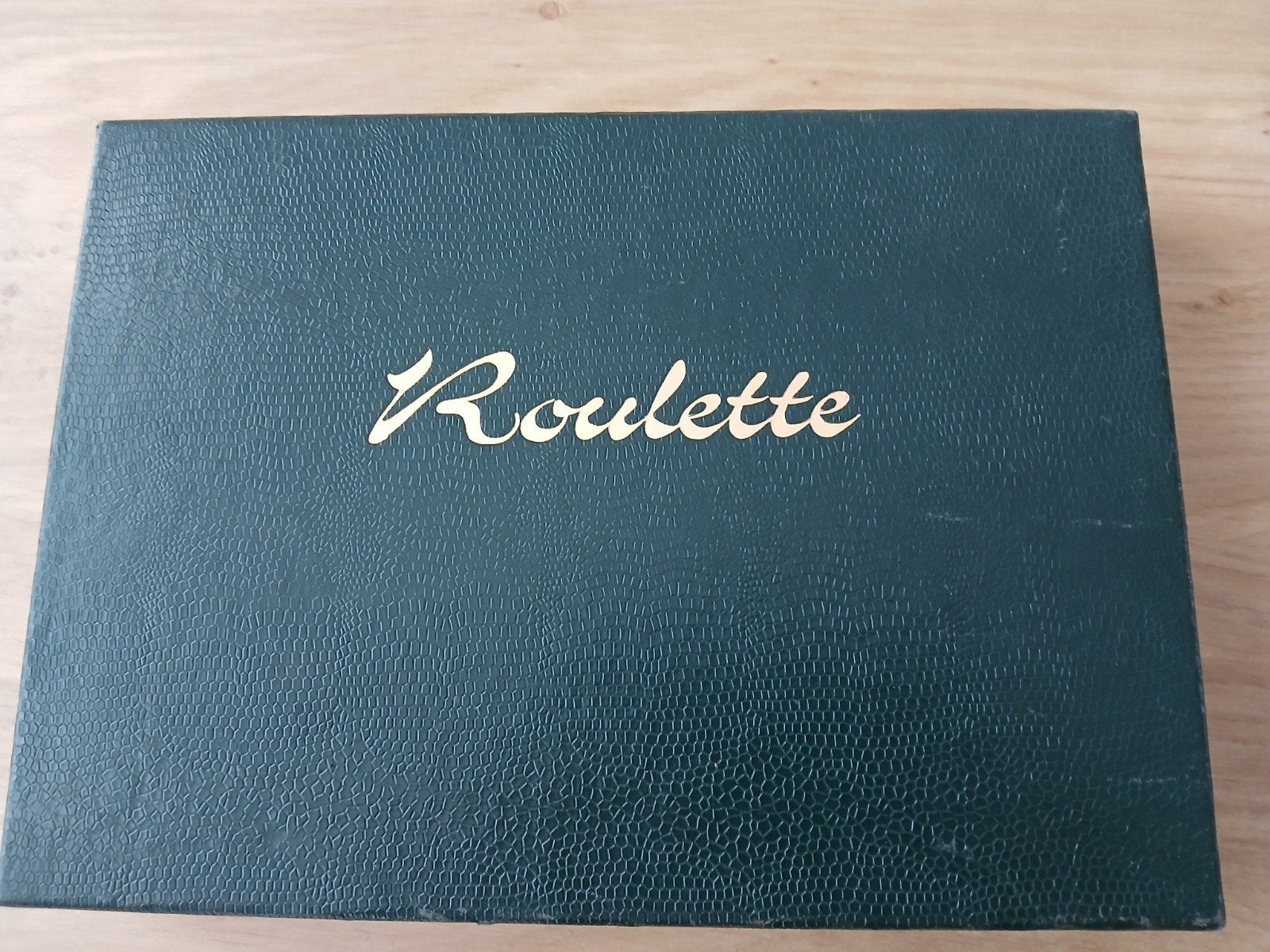Vintage Roulette Spel - Compleet met Wiel en Fiches, Hobby en Vrije tijd, Gezelschapsspellen | Bordspellen, Een of twee spelers