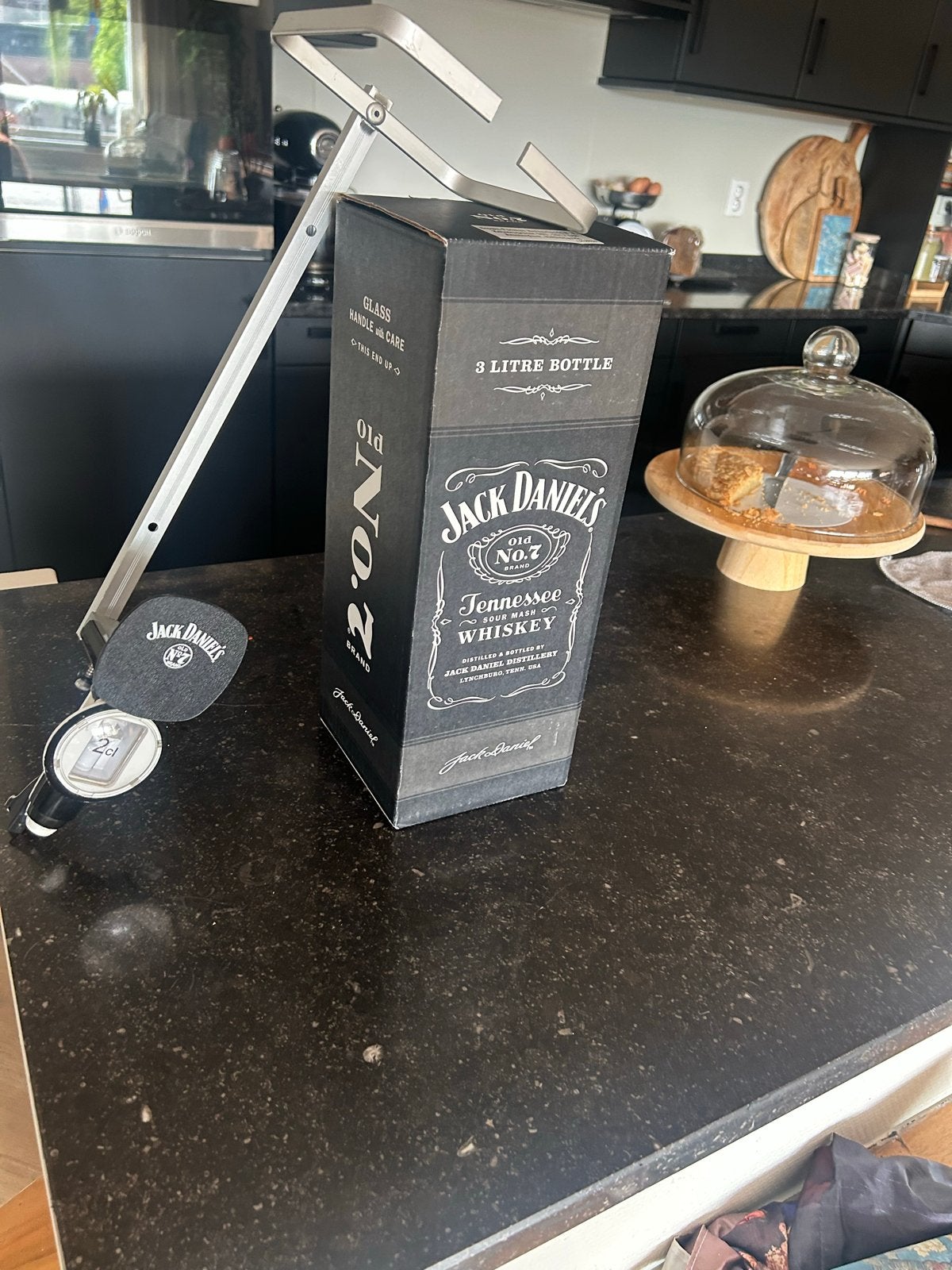Lege 3 liter Jack Daniels fles met doos en nondrip., Ophalen of Verzenden, Gebruikt