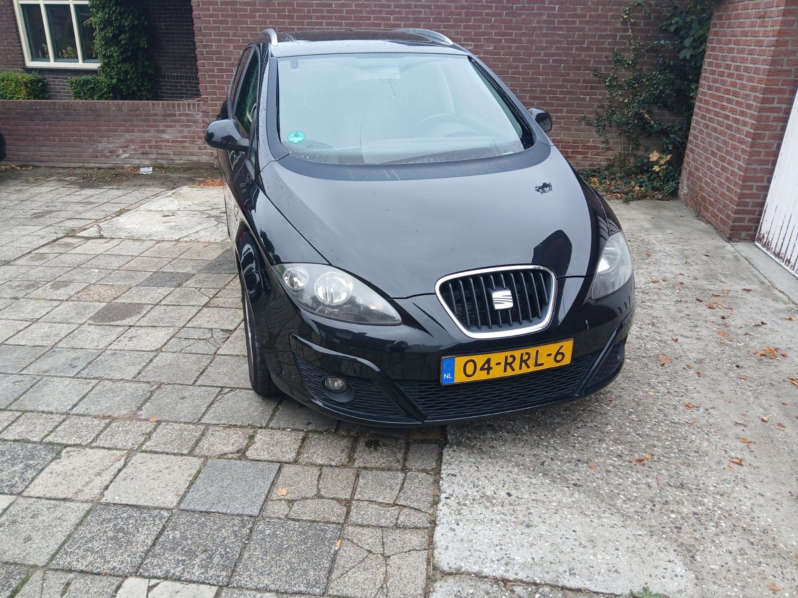 Seat Altea XL 1.2 TSI 105pk  2011 Zwart APK t/m 18-11-2027, Voorwielaandrijving, Stof, 4 cilinders, Altea XL