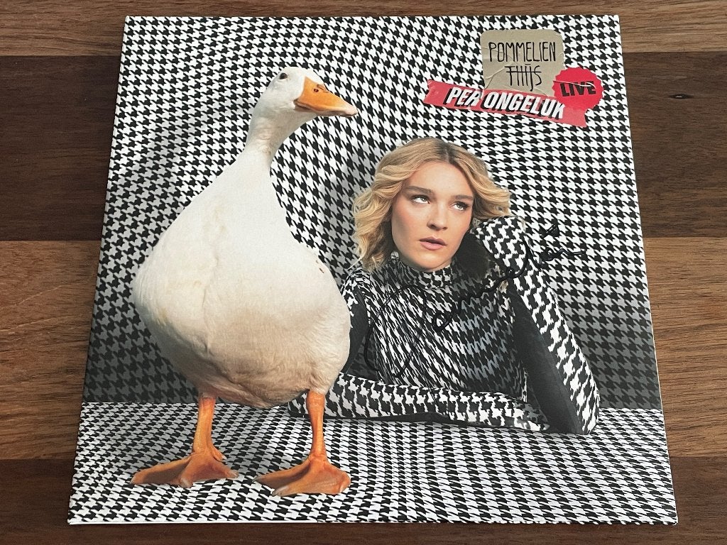 Vinyl 2LP Pommelien Thijs Per Ongeluk Live ROOD GESIGNEERD, Dubbel-LP, Ophalen of Verzenden, Pop, 12 inch