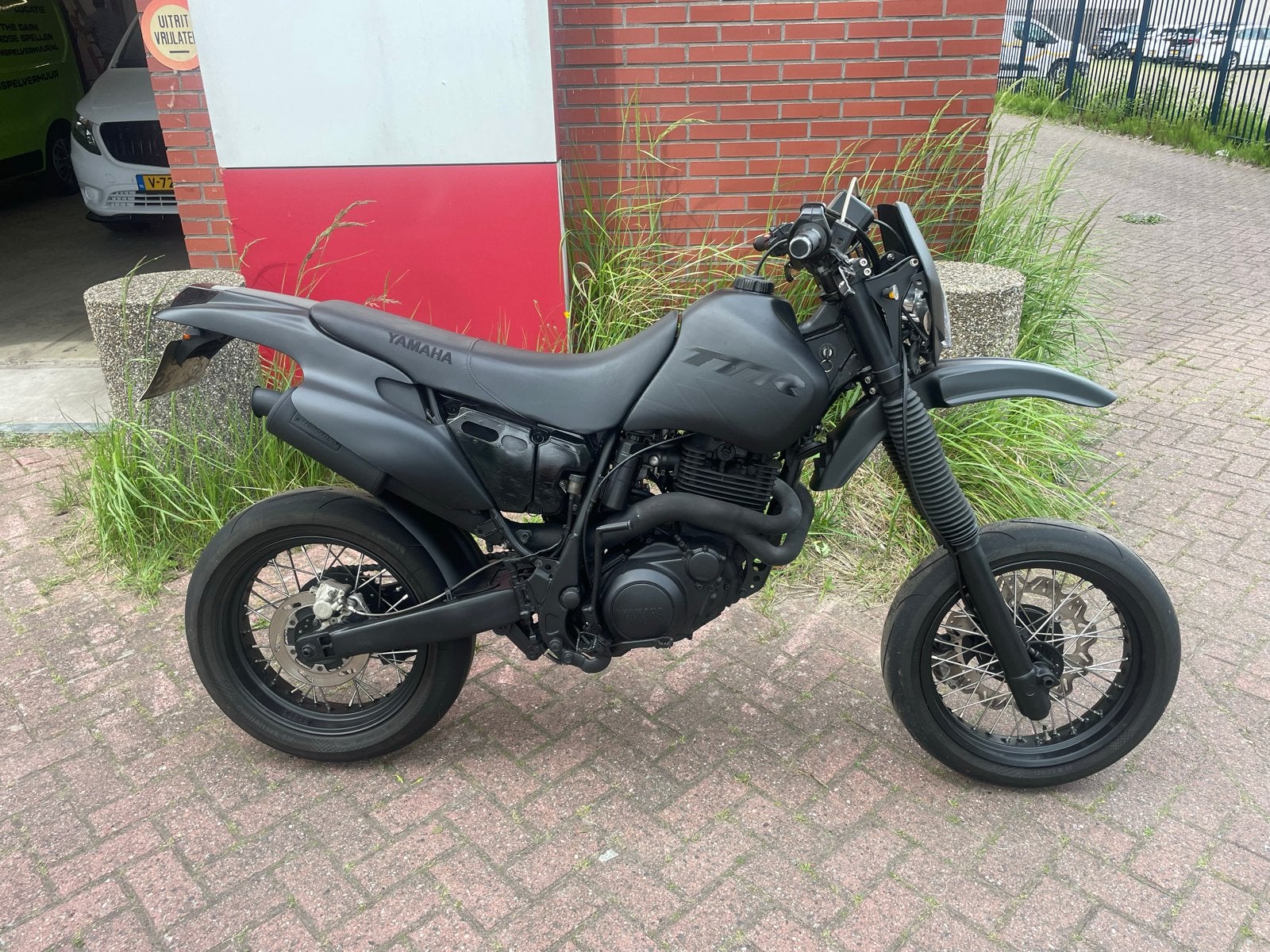Yamaha TT600R - Enduro. Mat Zwart met supermotard wielen, Sportuitlaat, Gebruikt, Particulier, Enduro