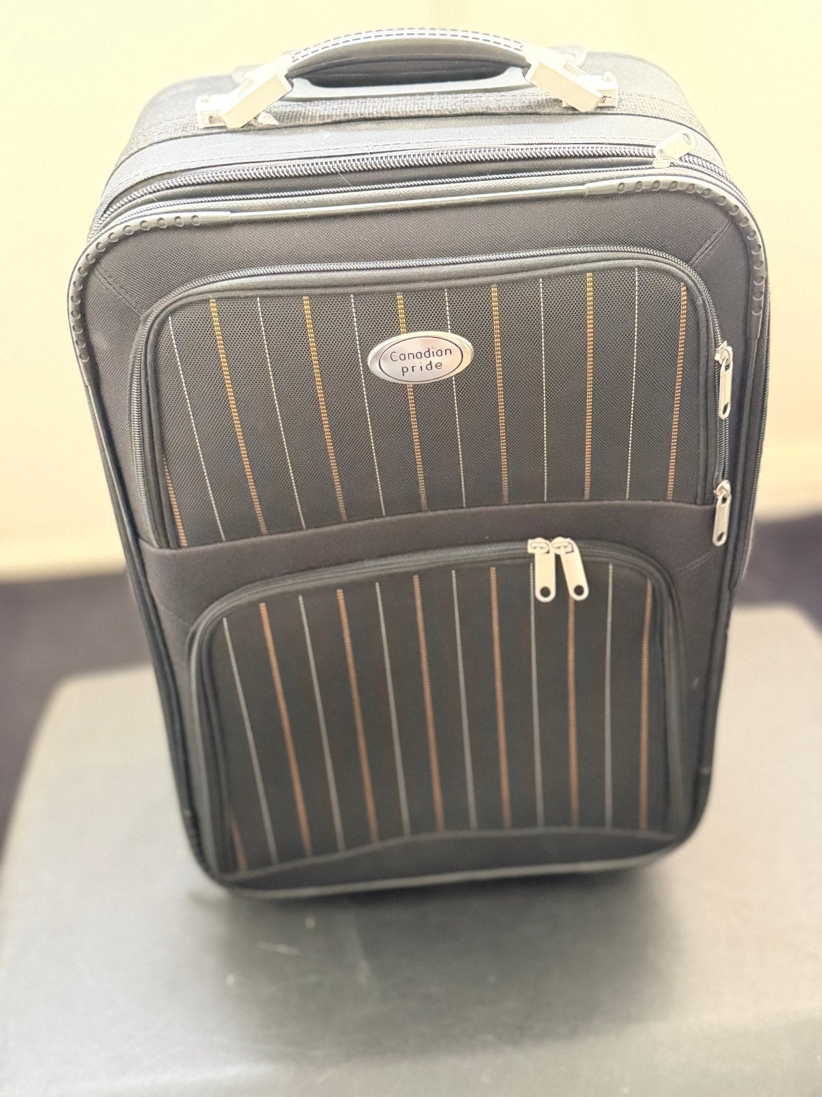 Cabin luggage, Ophalen of Verzenden, Zo goed als nieuw, Hard kunststof, Minder dan 50 cm