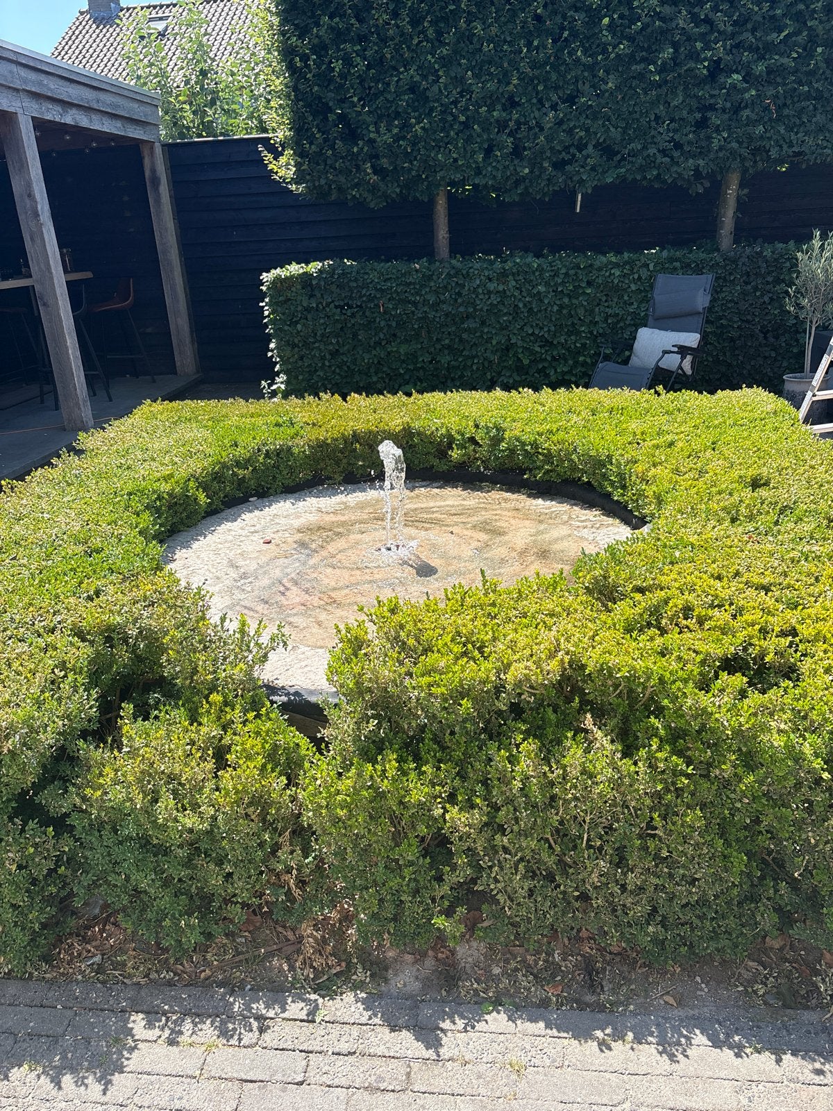 Molensteen met fontein, Ophalen, Zo goed als nieuw, Graniet, Fontein