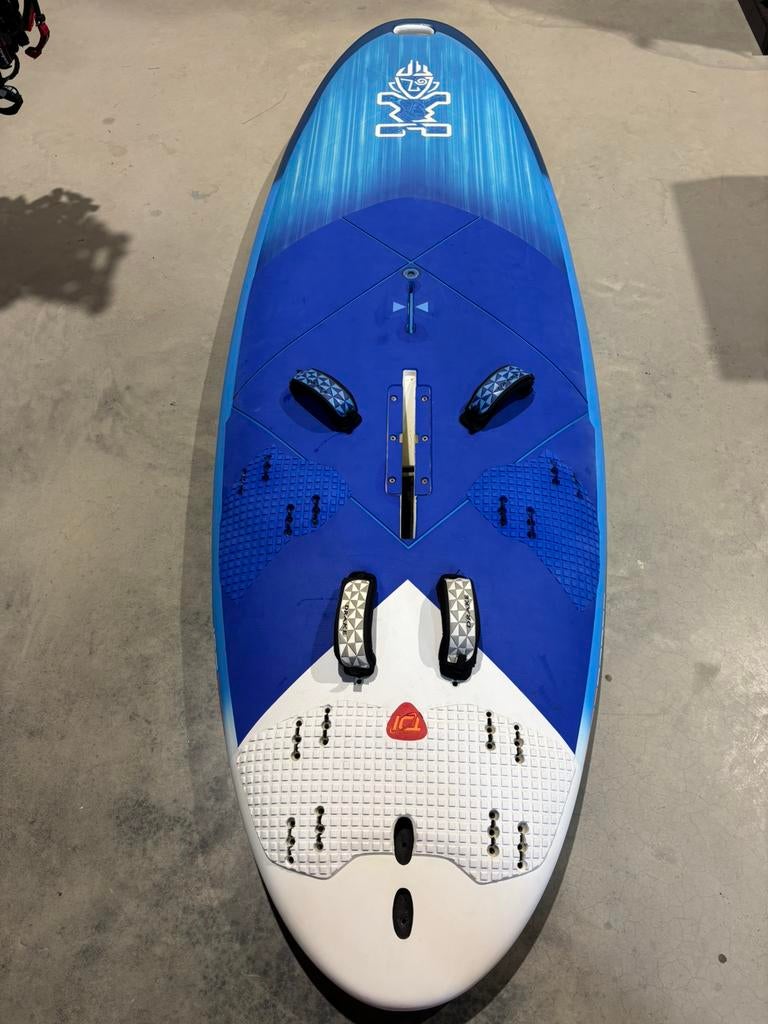Starboard GO Windsurfer - 195L, Watersport en Boten, Windsurfen, Gebruikt, Plank, 250 tot 300 cm, Met vin(nen), Ophalen