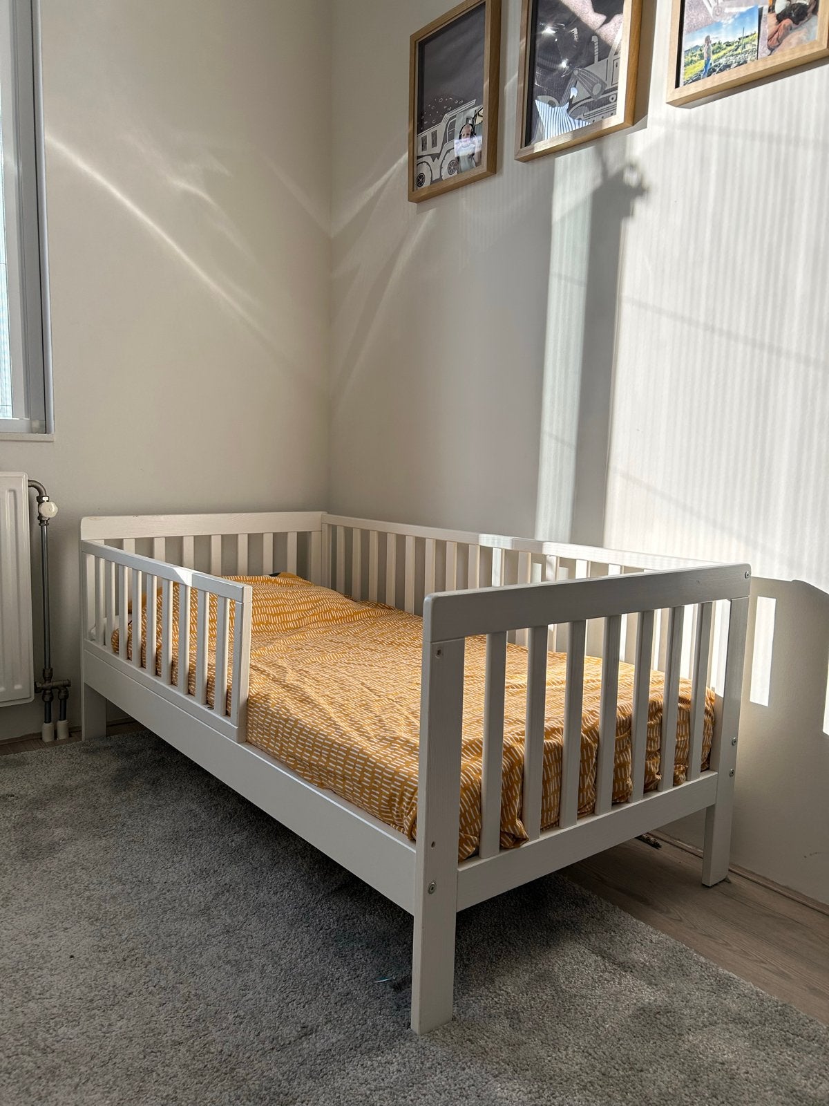 Peuterbed wit 140x70 - Petit Amélie, Ophalen, Gebruikt, 70 tot 85 cm, Matras