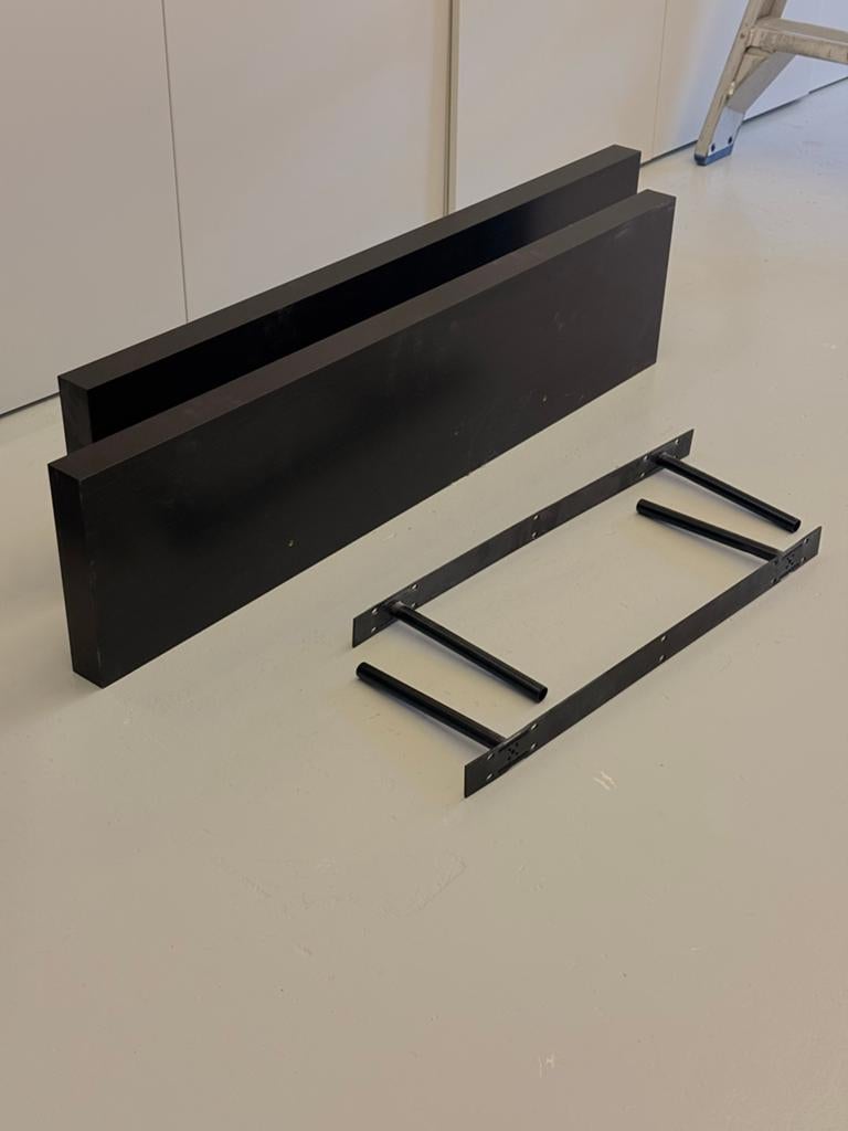 2 x Ikea Lack wandplank zwart - 110x26x5cm, Ophalen, Zo goed als nieuw