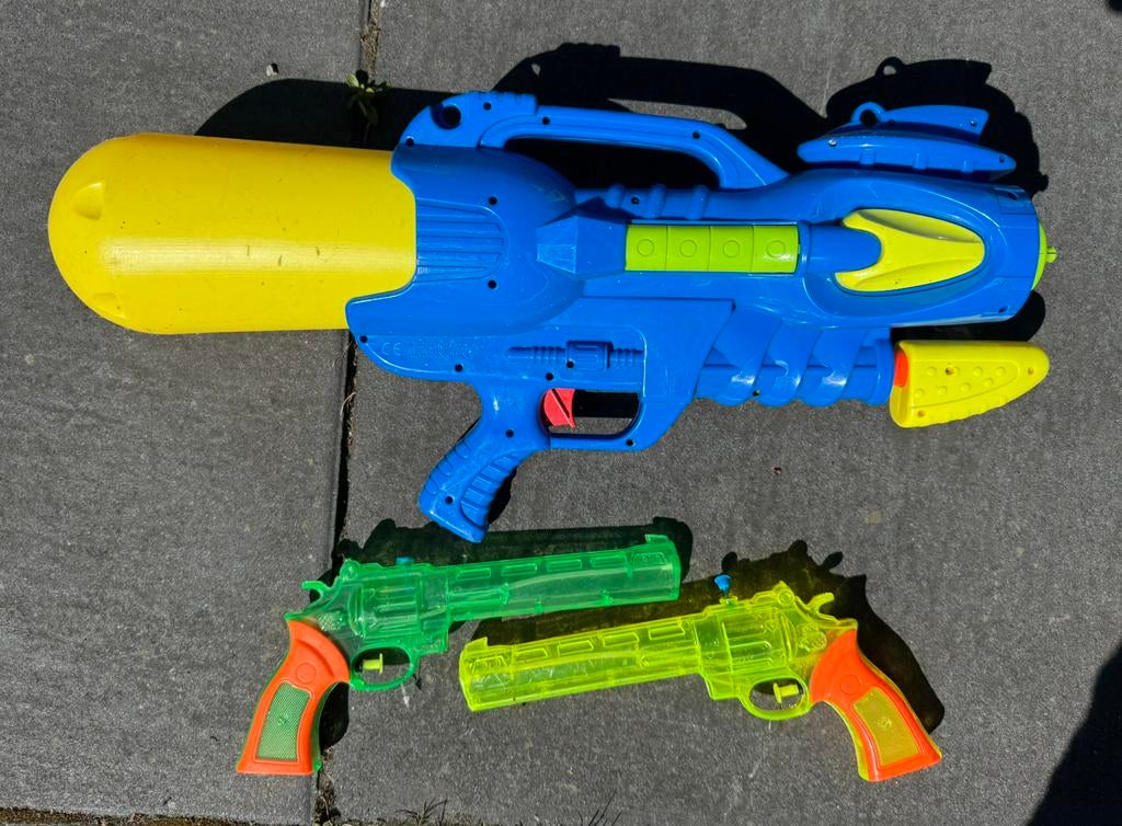 2 waterpistolen + waterkanon groot water speelgoed, Ophalen, Gebruikt