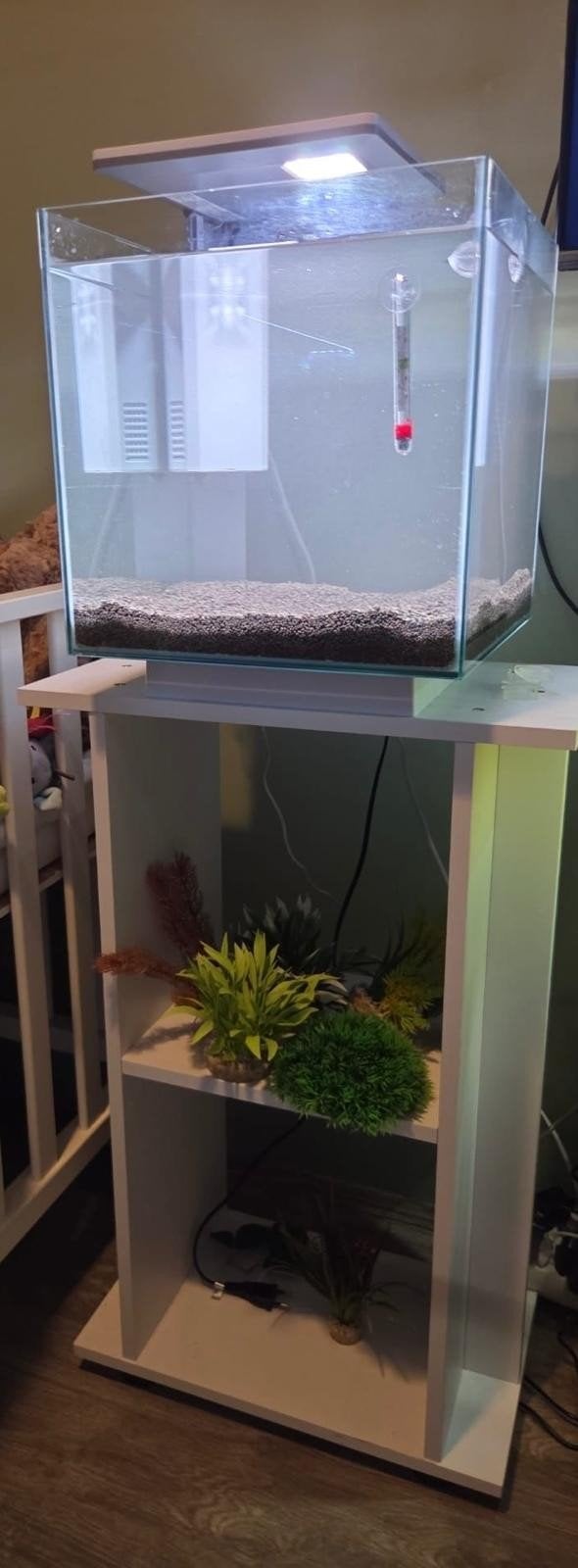 Qubiq 35 liter, Ophalen, Zo goed als nieuw, Leeg aquarium, Superfish