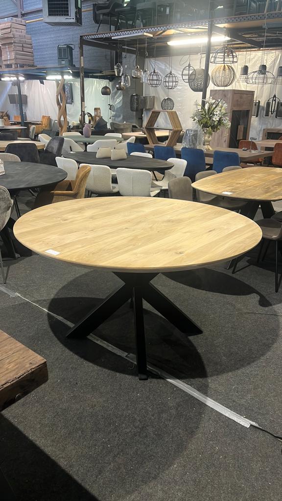 Massief Eiken Ronde Eettafel - Diameter 140 cm, Ophalen, Hout, Gebruikt, Modern