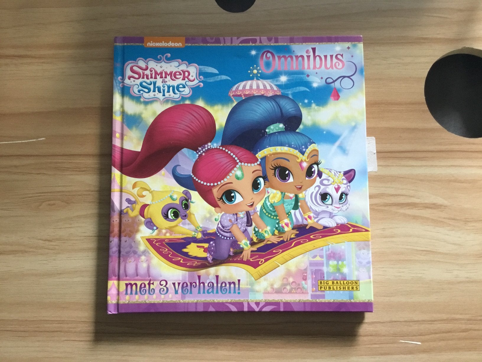 Boek shimmer & shine, Ophalen of Verzenden, Zo goed als nieuw, Fictie algemeen