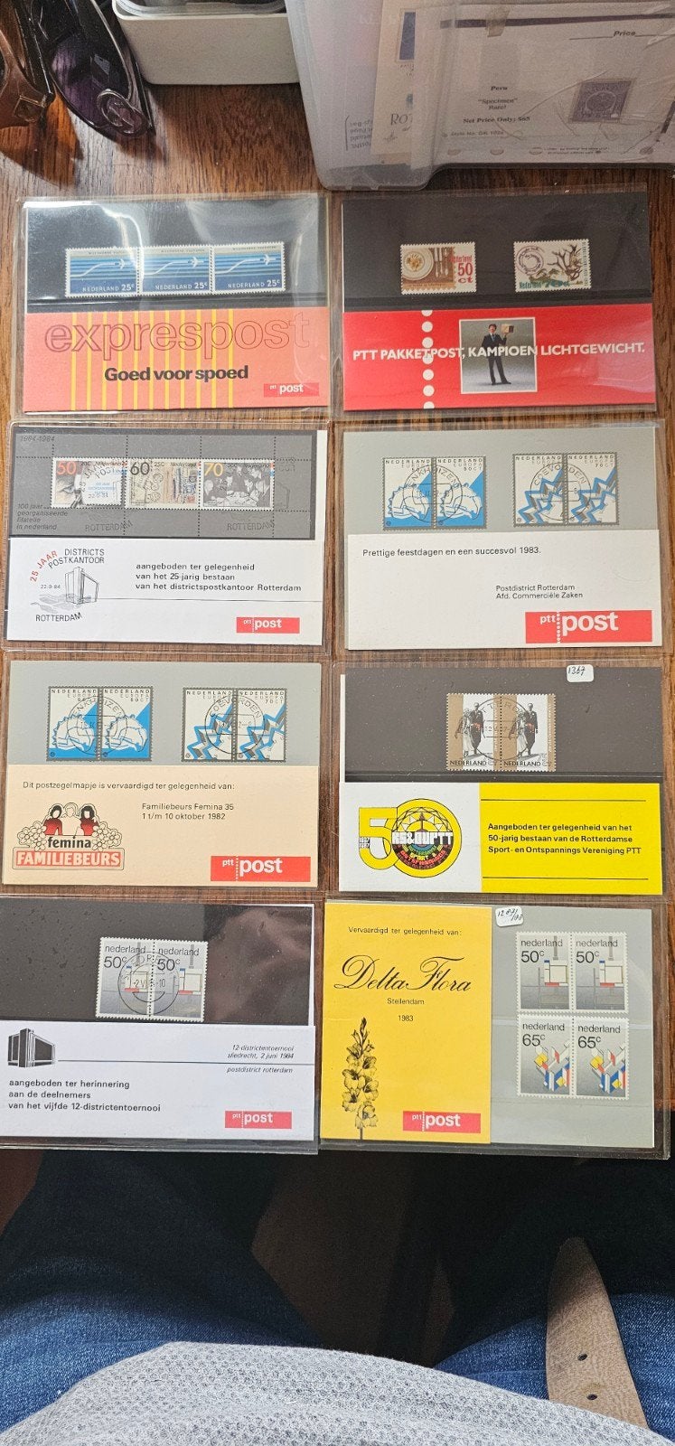 8 Speciale PTT mapjes met postzegels, Verzenden, Na 1940, Postfris