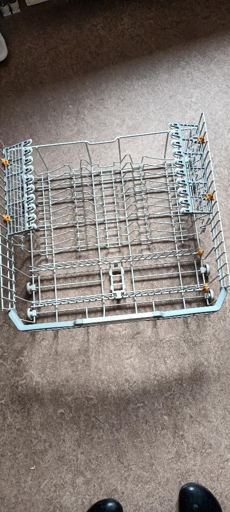 RUILEN? MIELE onderrek v. Vaatwasser voor idem ZANUSSI?, Witgoed en Apparatuur, Onderdelen en Toebehoren, Ophalen, Gebruikt
