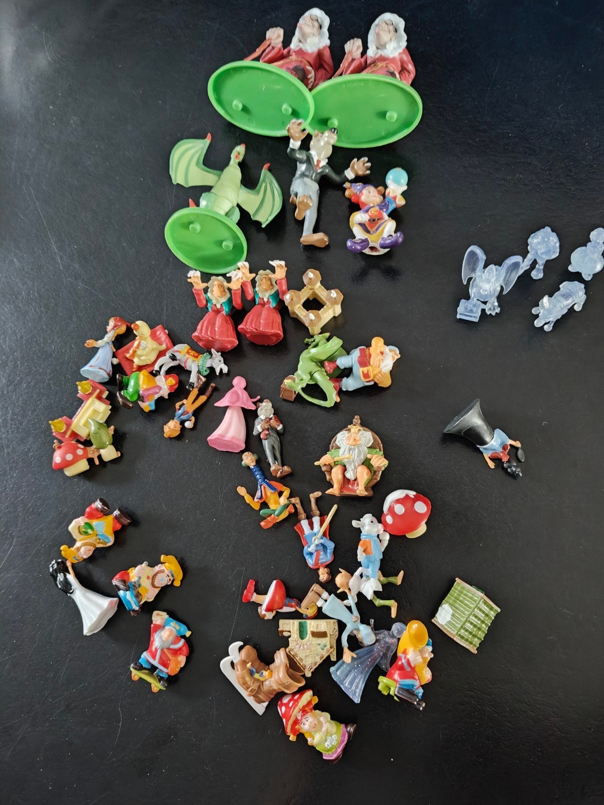 Grote verzameling Efteling poppetjes en beeldjes, Ophalen