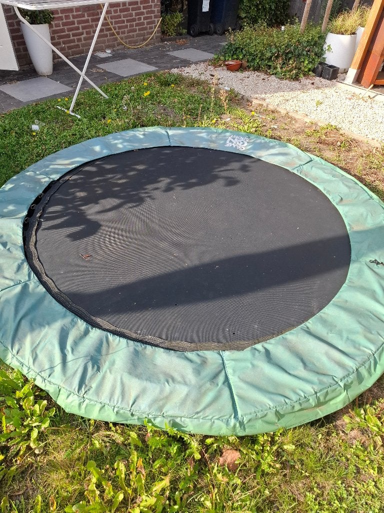 Trampoline, Ophalen, Gebruikt