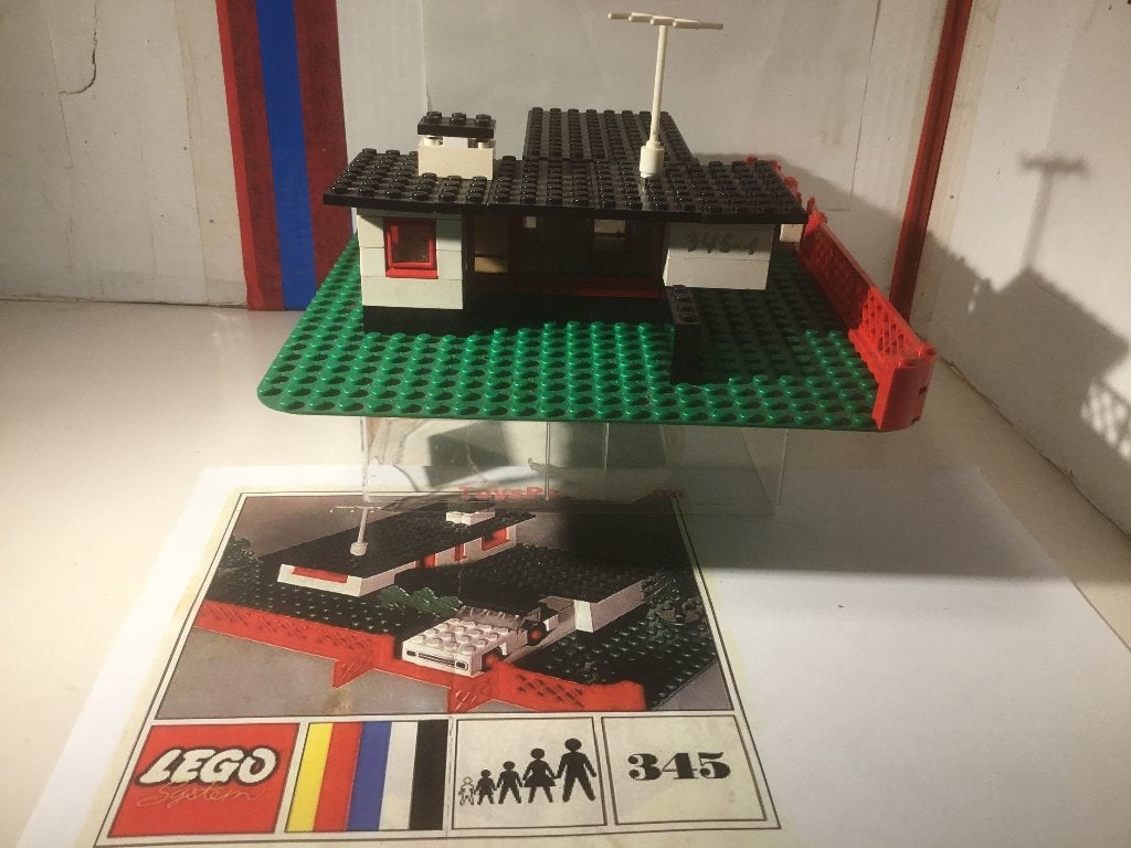 Lego set 345 house with mini wheel car ( 1969), Gebruikt, Lego, Ophalen of Verzenden, Compleet
