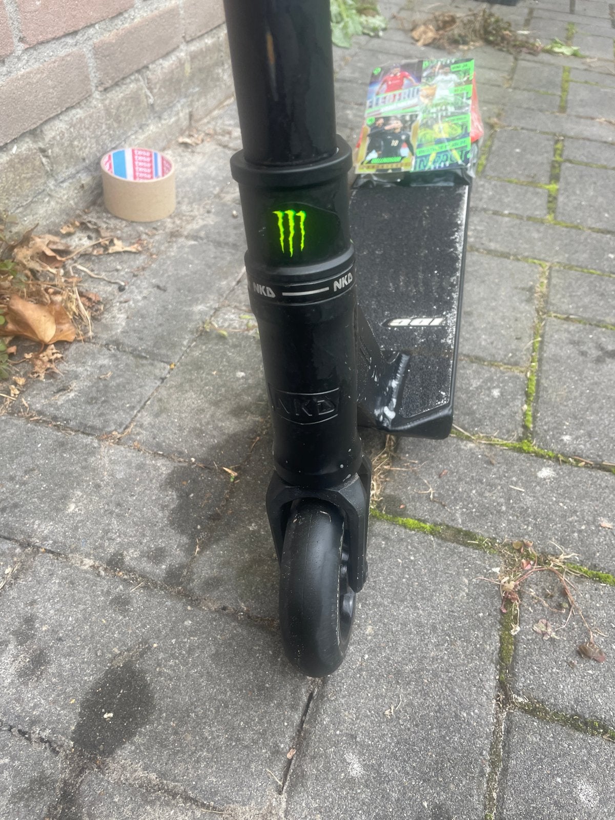 NKD Stuntstep met zelfgemaakte wheelie bar, Fietsen en Brommers, Ophalen of Verzenden, Gebruikt, Overige typen