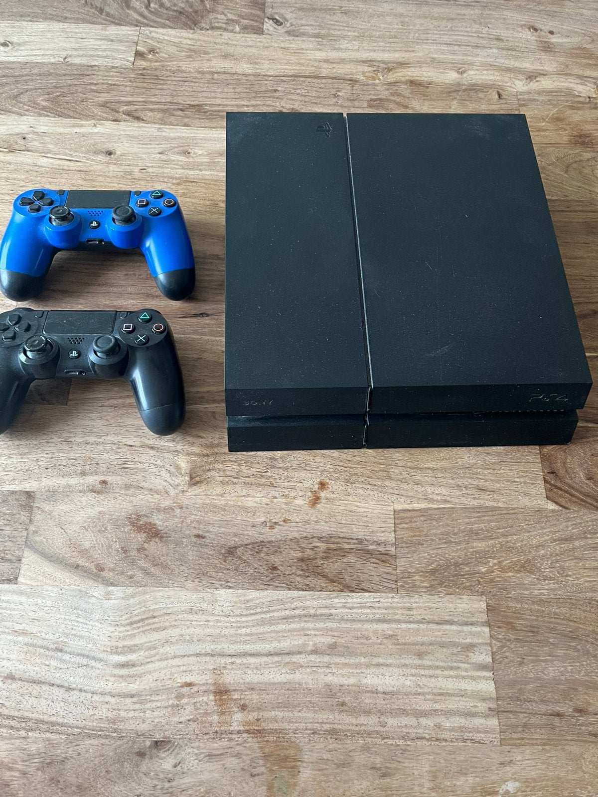 Ps4 1TB met 2 controllers, Ophalen, Met 2 controllers, Zo goed als nieuw, 1 TB