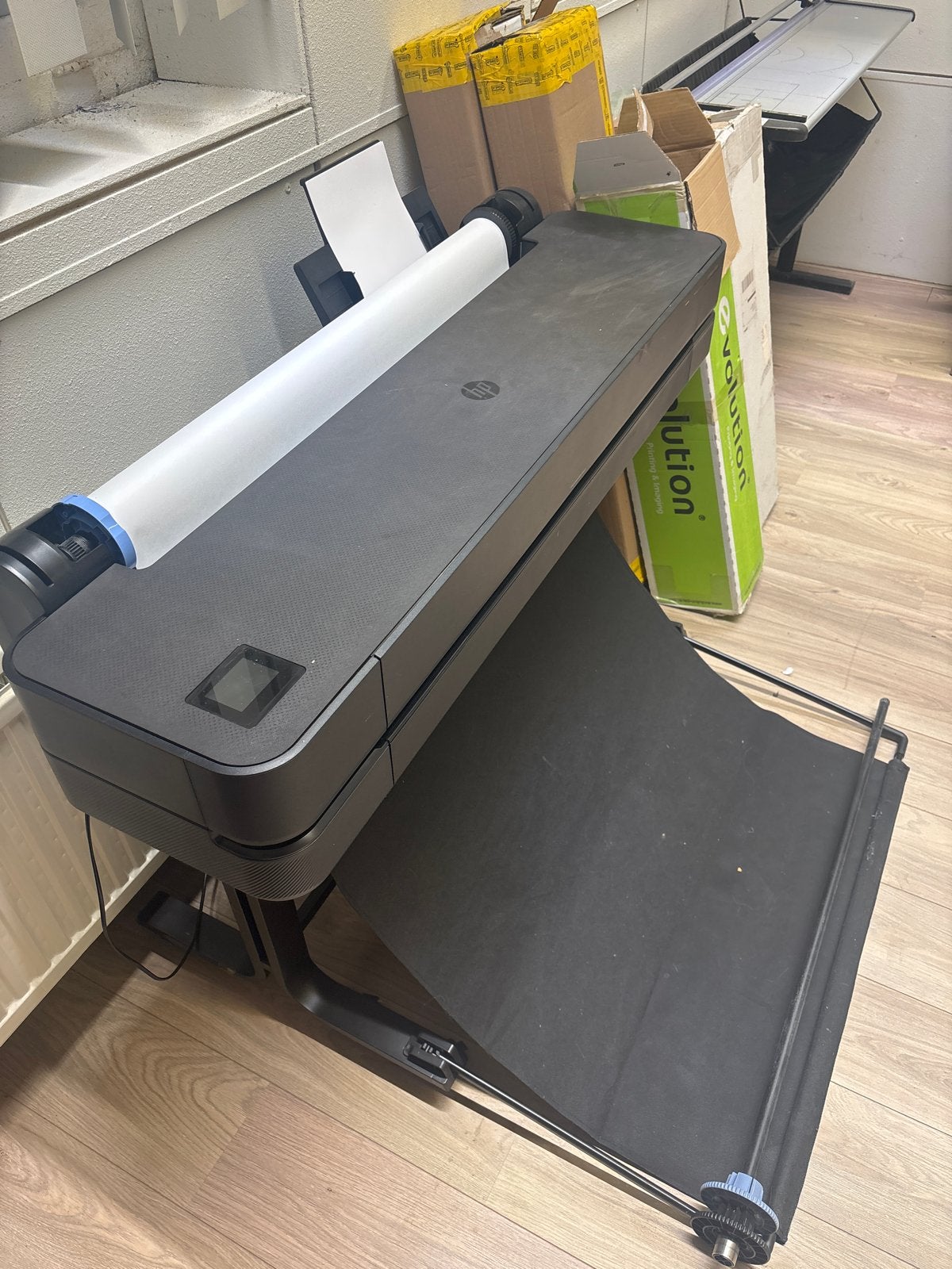 HP DesignJet T630 plotter en KW-trio 3022 Rotary Trimmer, Computers en Software, Printers, Ophalen, Gebruikt, Fotoprinter, Kleur printen