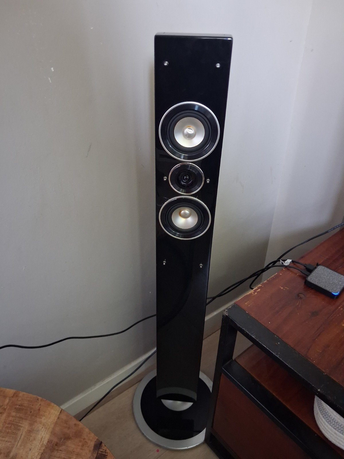 JVC SP-DD8F Front Speaker - Zwart, Zo goed als nieuw, Ophalen of Verzenden, Zo goed als nieuw, Audiokanaal 2, JVC