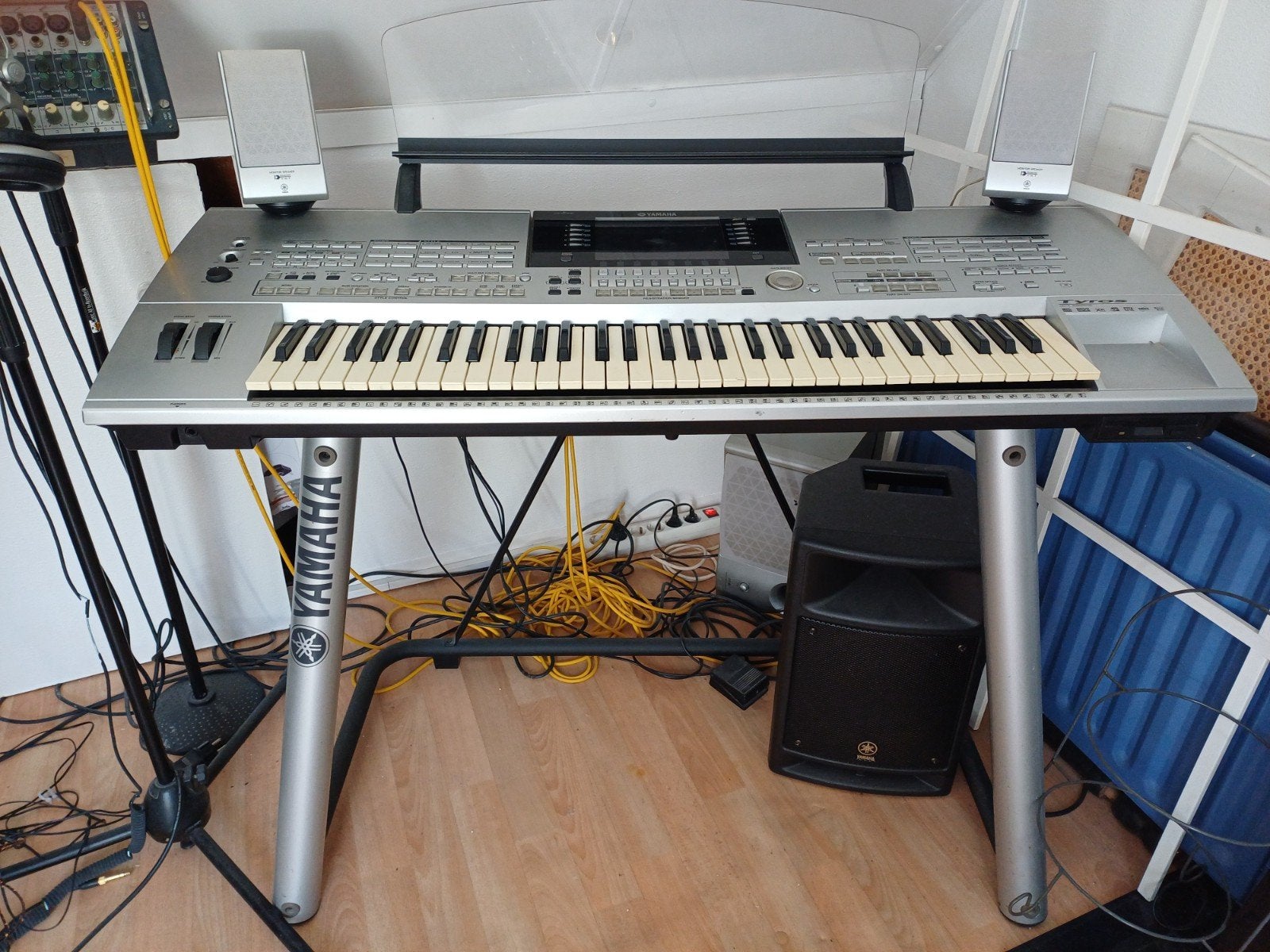 Yamaha Tyros  Keyboard met standaard, Ophalen, Yamaha, Midi-aansluiting, 61 toetsen