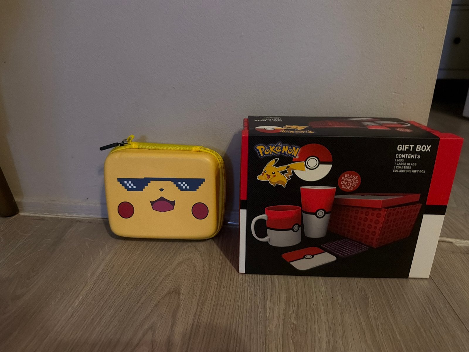 Pokémon Gift Box & Pikachu Opbergdoosje ( bieden!), Ophalen of Verzenden, Nieuw, Overige typen