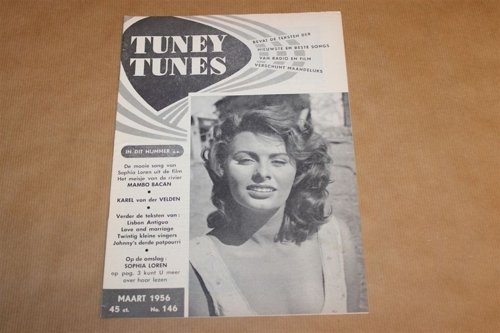 Tuney Tunes - No. 146 - 1956 - Met Sophia Loren !!, Ophalen of Verzenden, 1940 tot 1960, Knipsel(s)