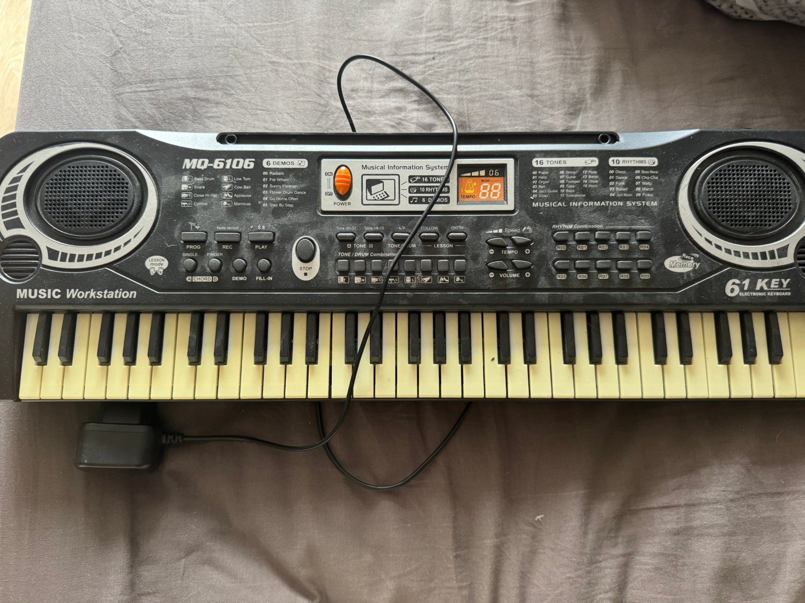 Keyboard mq-6106, Muziek en Instrumenten, Keyboards, Overige merken, 61 toetsen, Geen, Geen