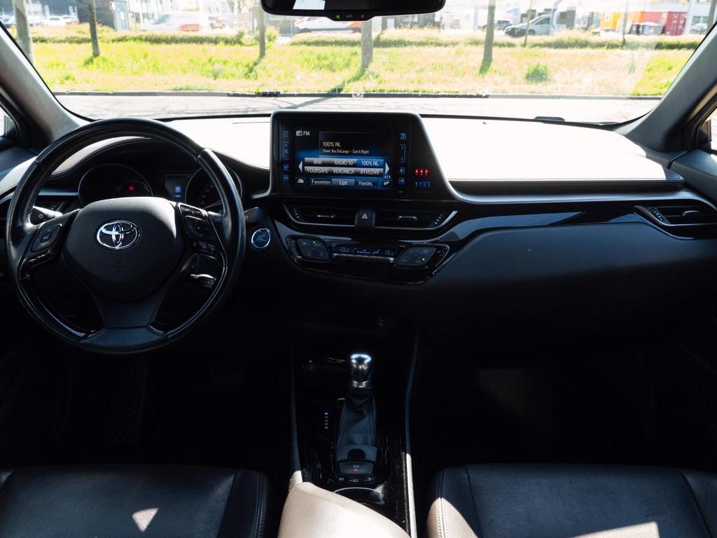 Toyota C-HR 1.8 Hybrid Executive |Camera|Trekhaak|Bruin lede, Auto's, Toyota, 4 cilinders, Leder en Stof, 122 pk, Origineel Nederlands