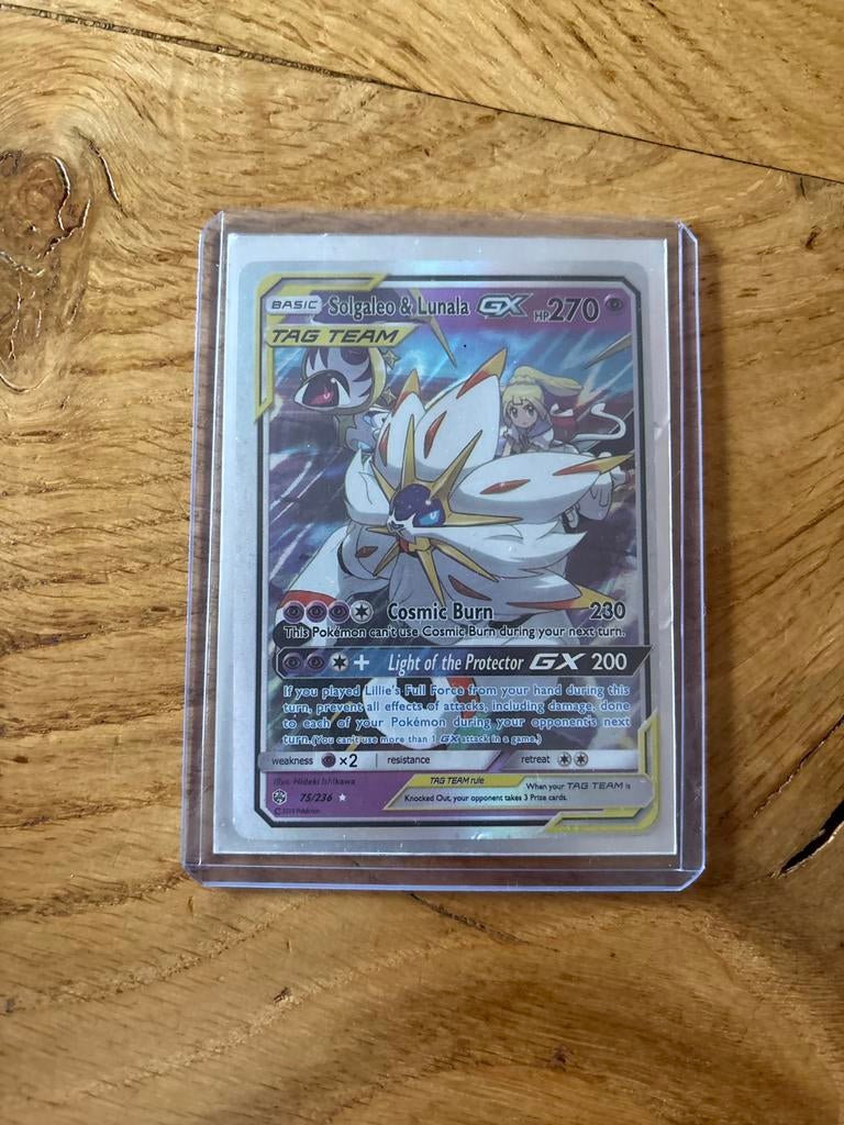 Solgaleo & Lunala GX Pokémon Kaart - Tag Team, Ophalen of Verzenden, Zo goed als nieuw, Losse kaart