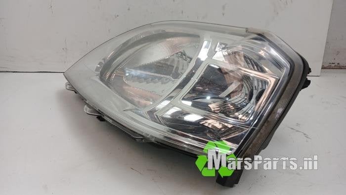 Koplamp links van een Dacia Logan, Dacia, Gebruikt, -, -