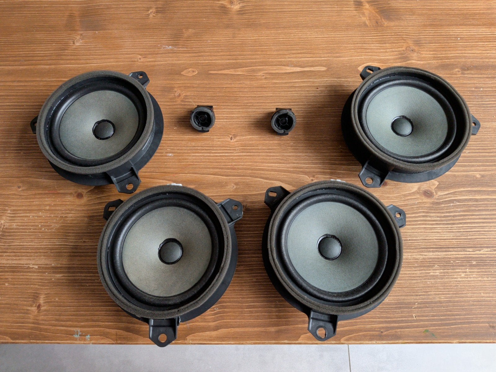 Orginele complete set speakers Toyota Auris Sports Touring, Ophalen, Gebruikt