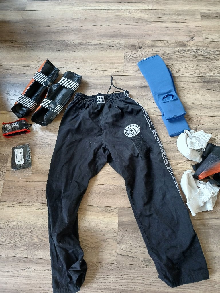 Diverse vechtsport krav maga spullen, Maat S, Ophalen of Verzenden, Zo goed als nieuw, Overige