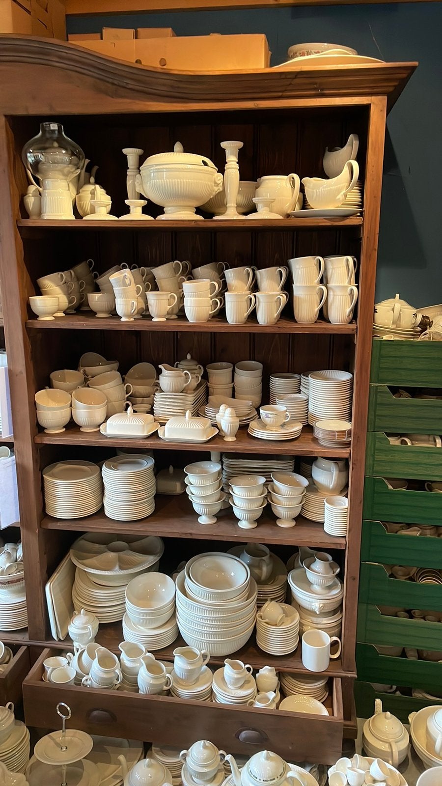 Wedgwood, Gien, Mason’s Christmas Village & Brookshire