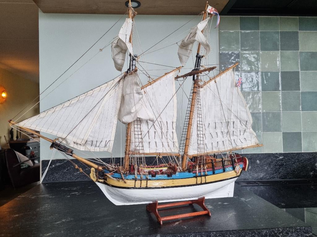 Model zeilschip H.M.S. Halifax 1776 (schoener) schaal 1:35, Hobby en Vrije tijd, Modelbouw | Boten en Schepen, Ophalen, Zo goed als nieuw