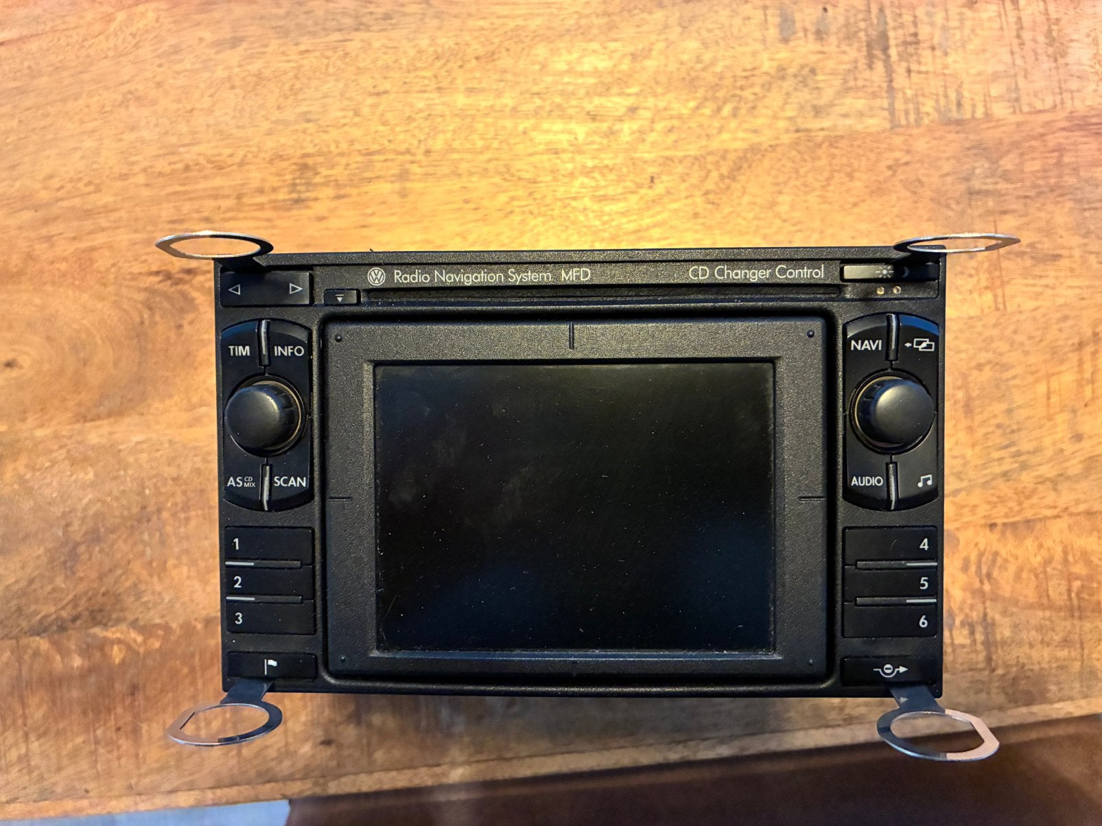 Originele radio vw golf/bora, Ophalen