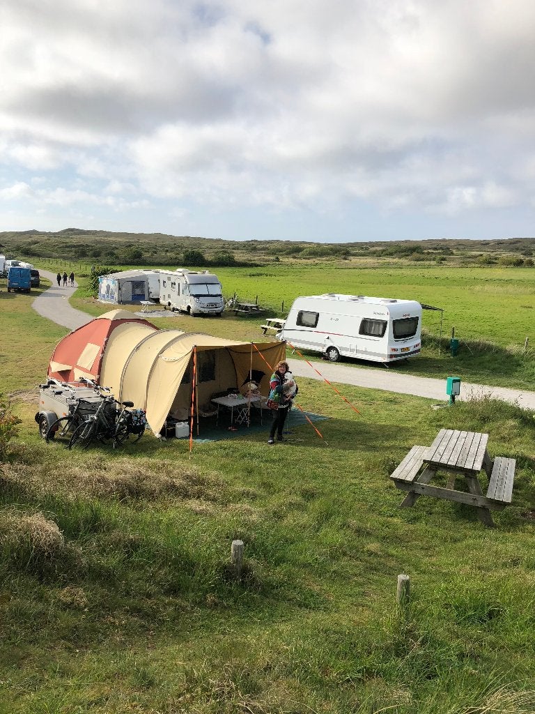 Karsten tent 300 met rechten afsluitwand., Ophalen, Gebruikt, Tot en met 4