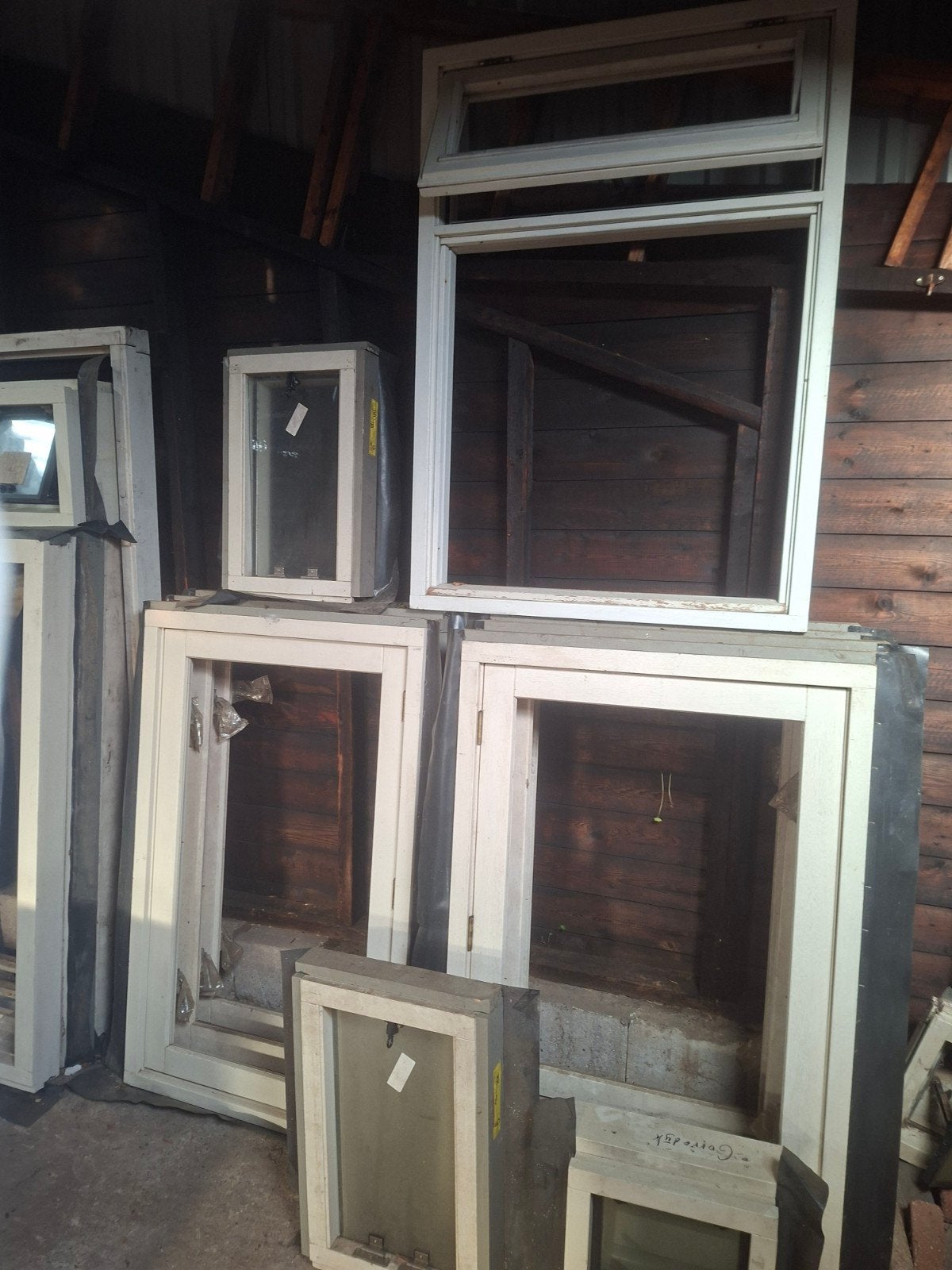 Hardhouten kozijnen div maten  Nieuwe, Raamkozijn, Nieuw, Hout, Ophalen