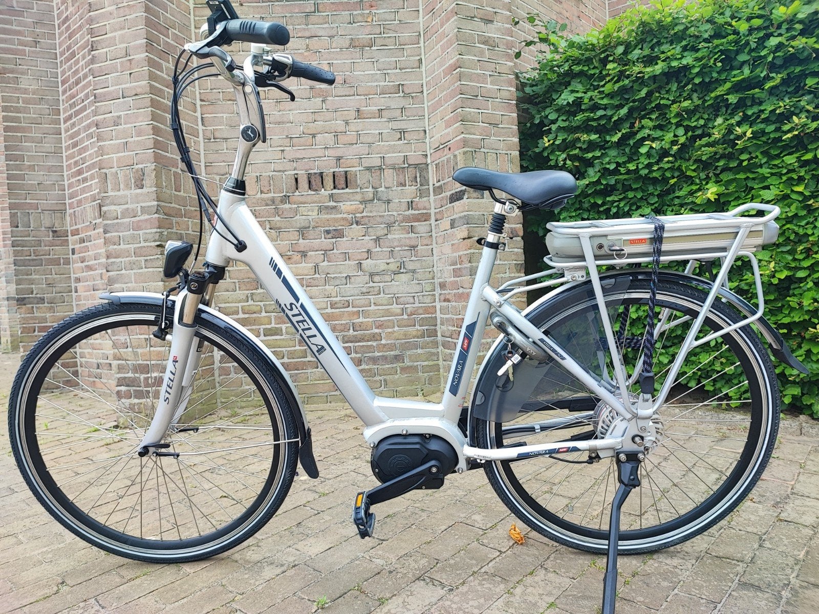 Stella Elektrische fiets met middenmotor - Slechts 1496 km, Ophalen of Verzenden, Zo goed als nieuw, Overige merken