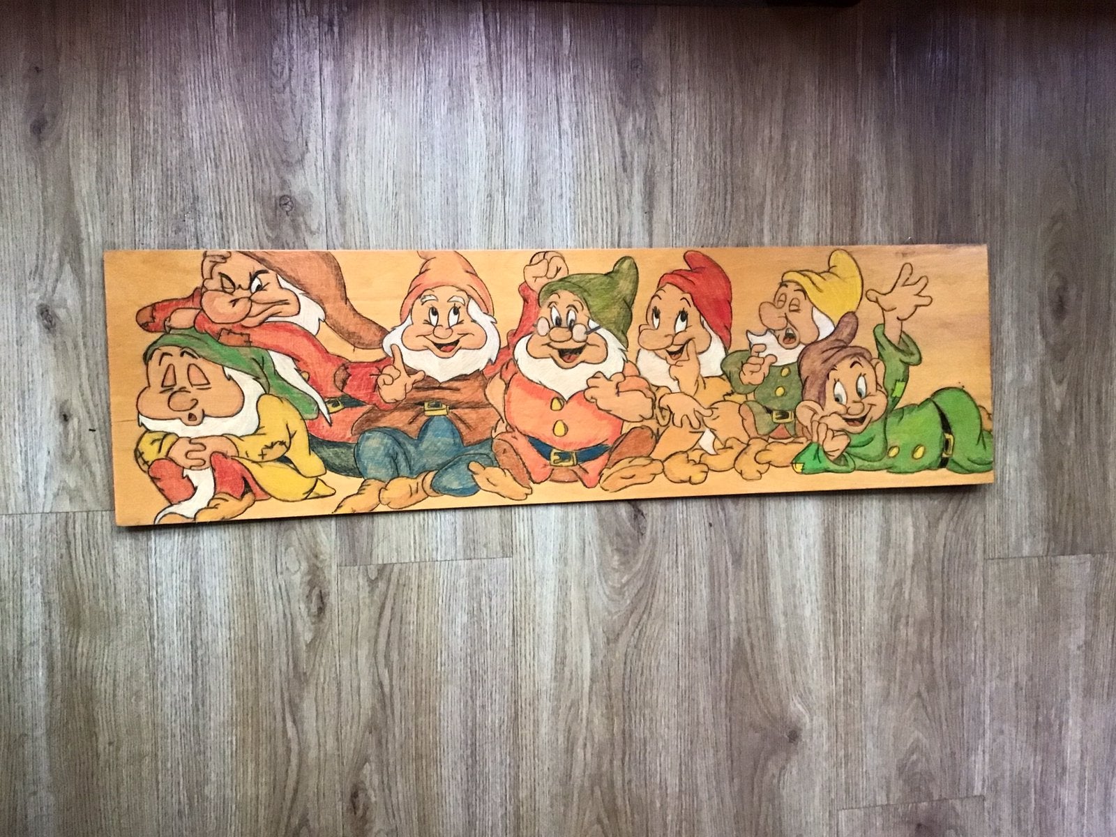 Geschilderd houten paneel 7 dwergen(94x27cm), Ophalen, Gebruikt, Wanddecoratie