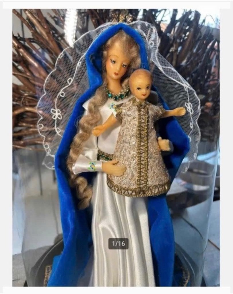 Mooie Madonna met Kind - Vintage Beeld -onder hoge stolp, Ophalen