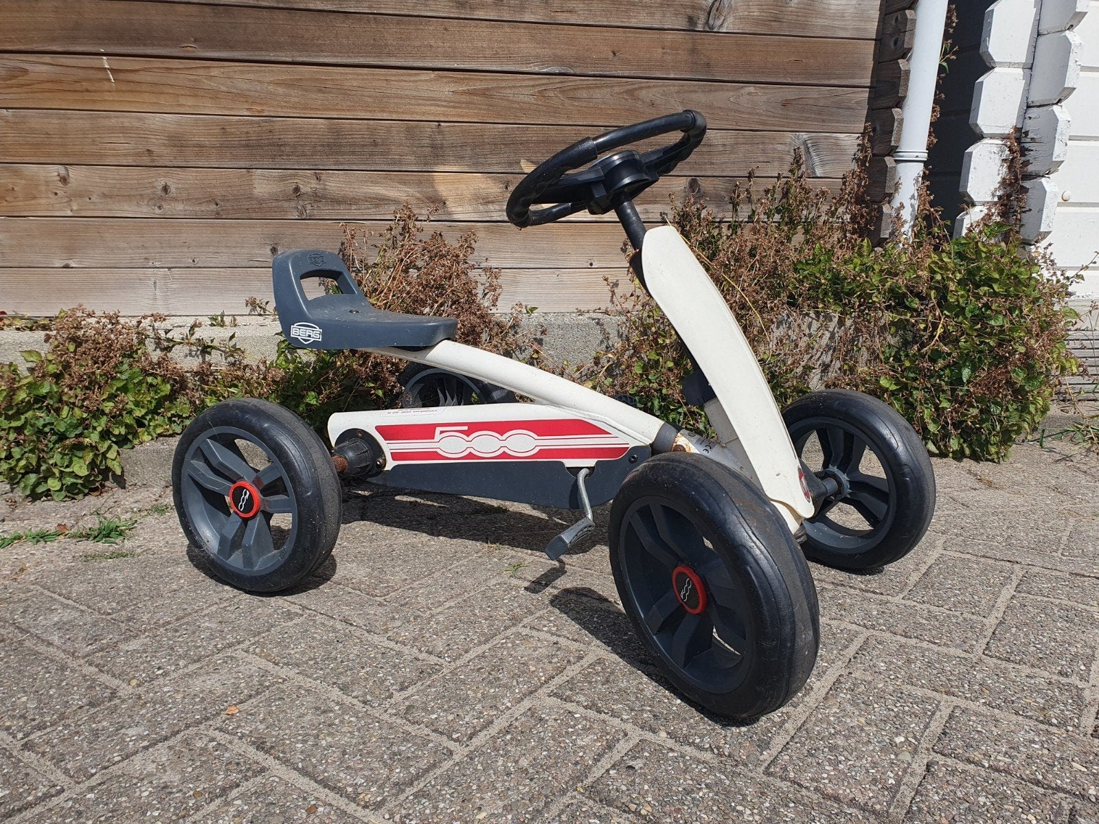 BERG Buzzy Fiat 500 Skelter (2-5 jaar) – Nette staat!, Ophalen, Gebruikt, Berg