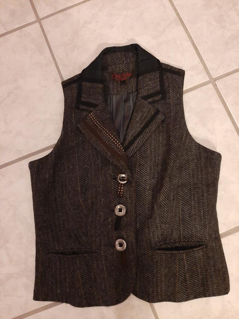 Geisha Jeans Gilet maat L NIEUW eerder s/m bruin/grijs, Maat 38/40 (M), Nieuw, Ophalen of Verzenden, Jasje