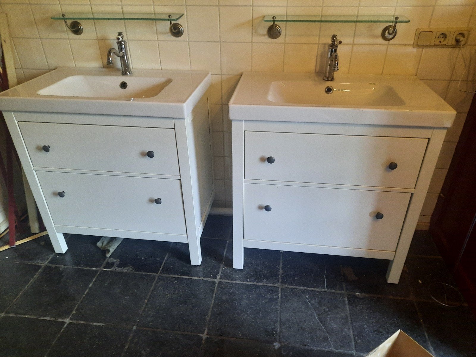 2 x Ikea Hemnes Wastafelkast met wasbak, Ophalen, Gebruikt, 50 tot 100 cm, Minder dan 100 cm
