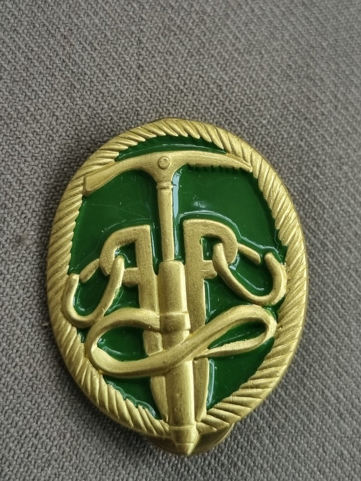 Pinspeld Instructeur werken op hoogte, Ophalen of Verzenden, Landmacht, Nederland, Embleem of Badge