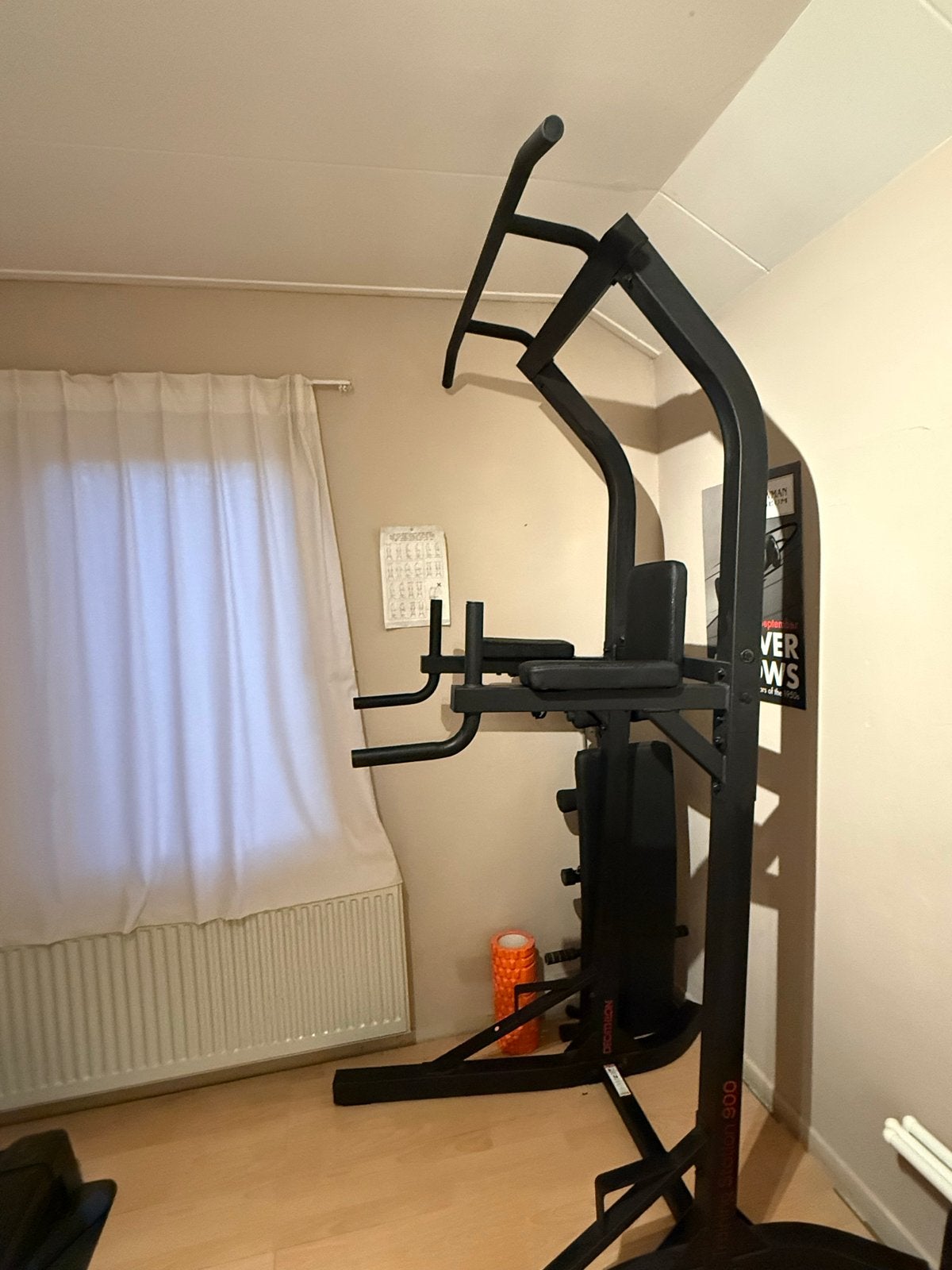 Powertower voor krachttraining en calisthenics, Ophalen, Zo goed als nieuw, Armen, Oprekstang