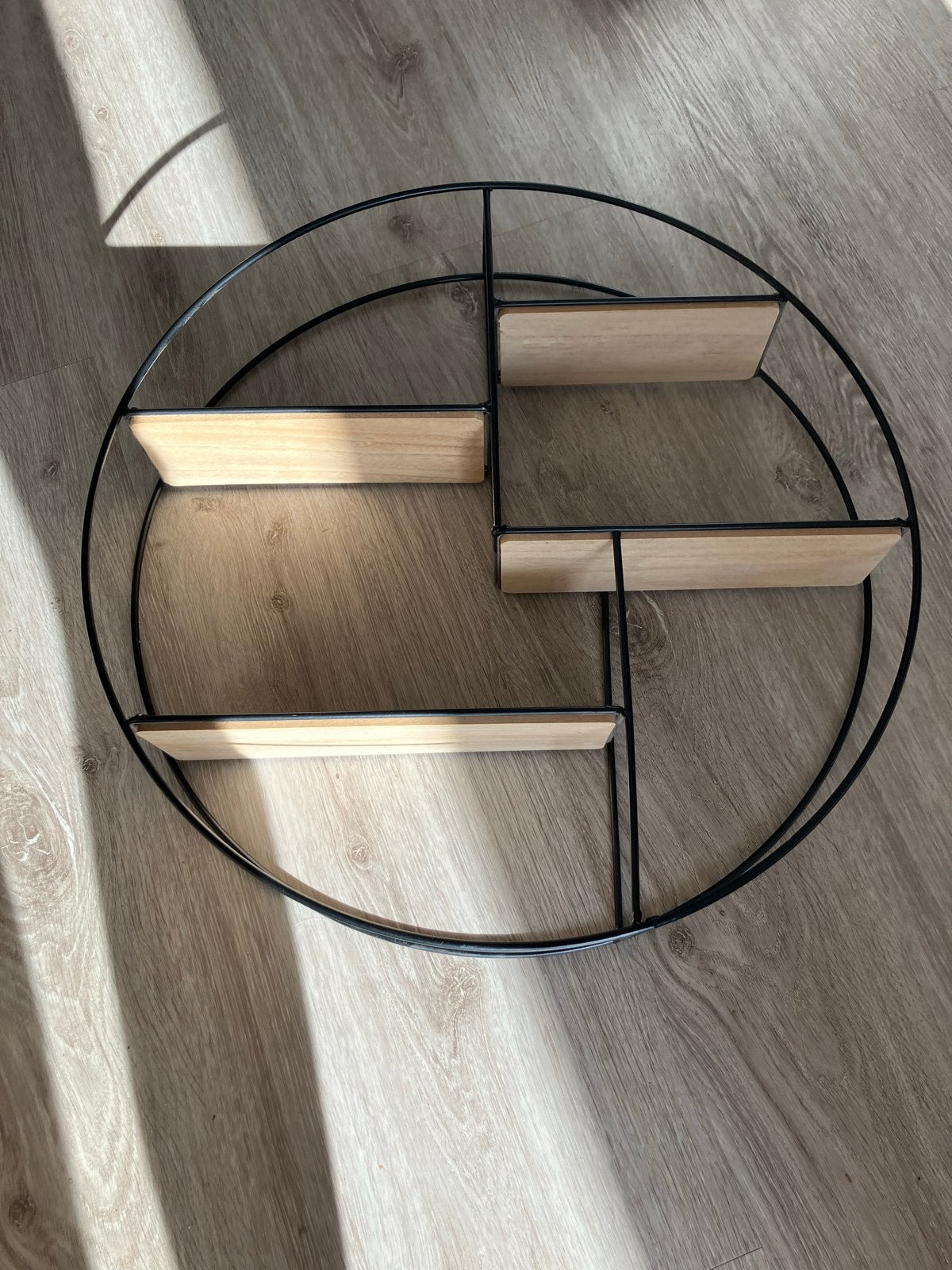Rond wandrek met houten planken, Huis en Inrichting, Woonaccessoires | Wandplanken en Boekenplanken, Ophalen, Nieuw