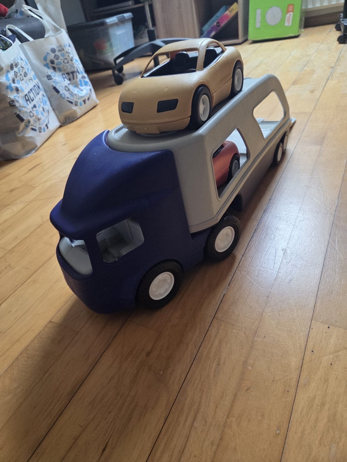 Autotransporter met twee auto's, Ophalen of Verzenden, Gebruikt