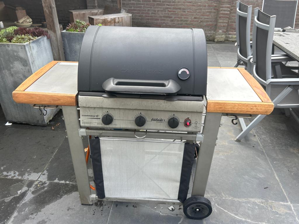Barbecue Adelaide 3 Classic Gasbarbecue, Ophalen, Gebruikt