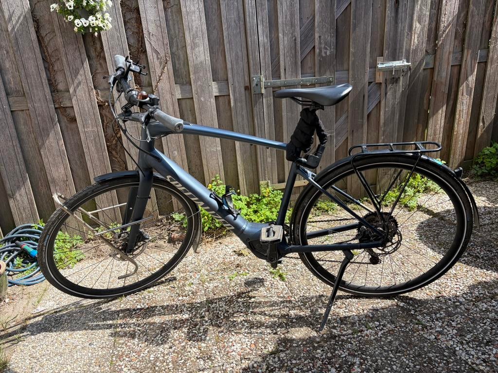 Zeer lichte Elektrische fiets - Specialized Vado 4.0, 28 inch, Gebruikt, 10 tot 15 versnellingen, Schijfrem