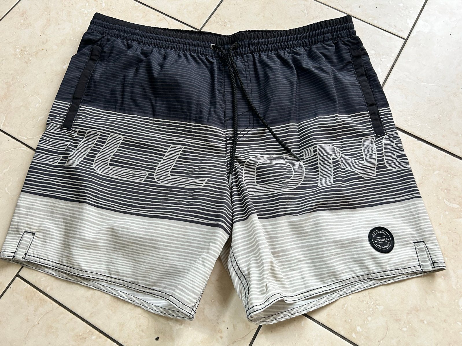 O'Neill Zwemshort - Zo goed als nieuw - Maat XL, Ophalen of Verzenden, Maat 56/58 (XL), Zwart, Zwemshort